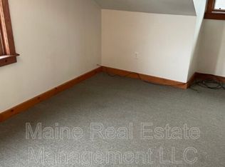 165 Ellsworth Rd APT 3B, Blue Hill, ME 04614