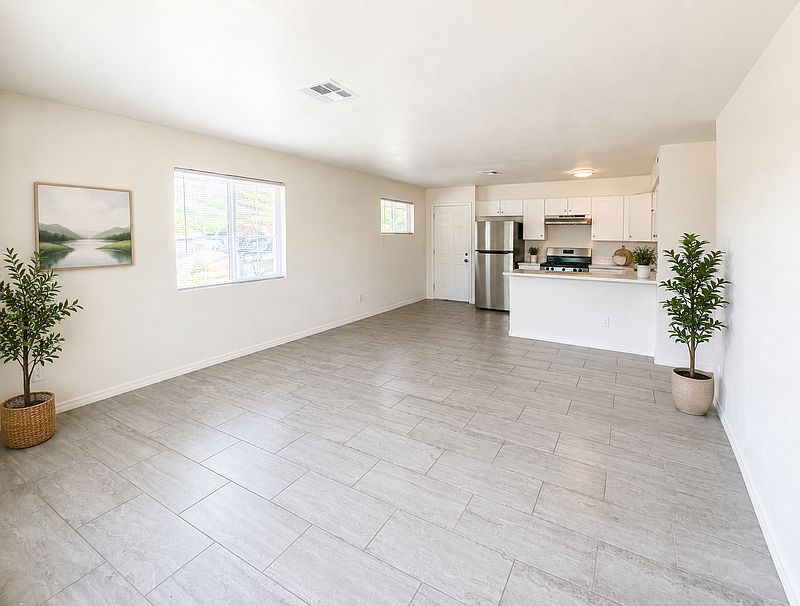 1st image of 3701 N 9th Pl APT 1