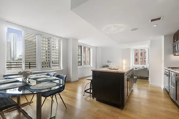 Sold by Corcoran | media 24
