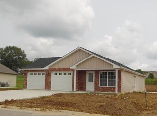 726 Lake Cottage Ct, Villa Ridge, MO 63089