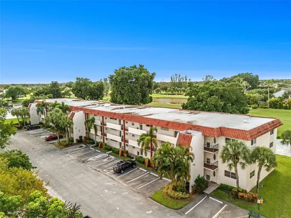 9811 N Hollybrook Lake Dr APT 103, Hollywood, FL 33025