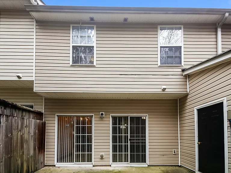713 Celeste Ln SW — Photo 24