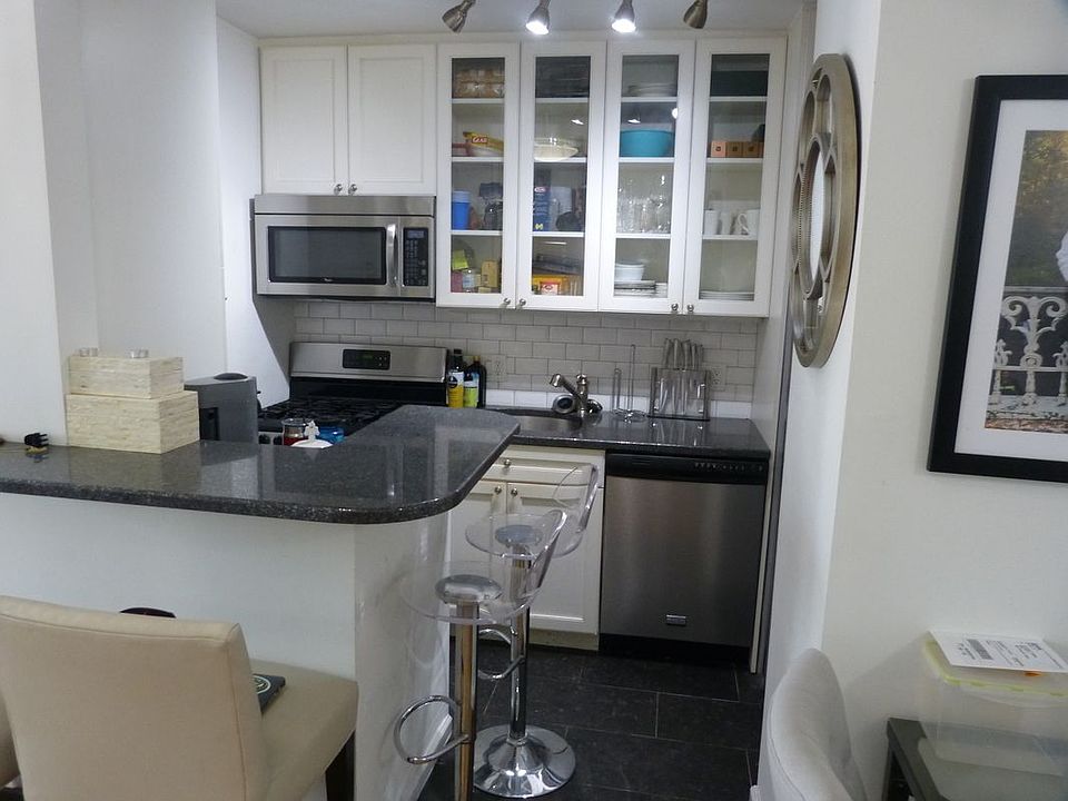 1st image of 330 E 33rd St APT 5G