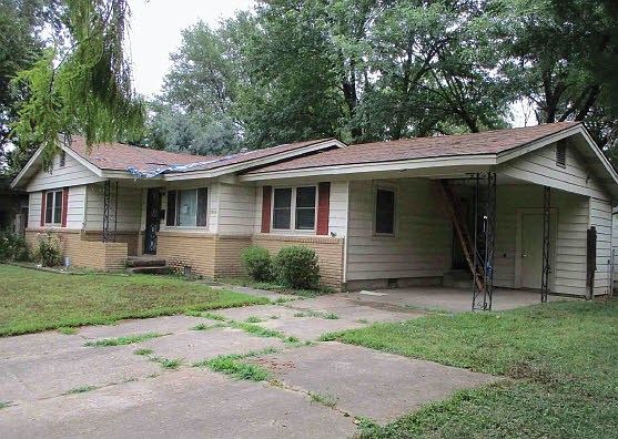 1st image of 1804 Meadow Ln