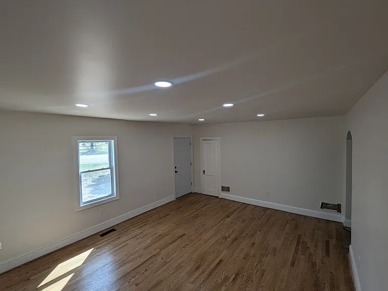 8706 Bi State Blvd — Photo 15