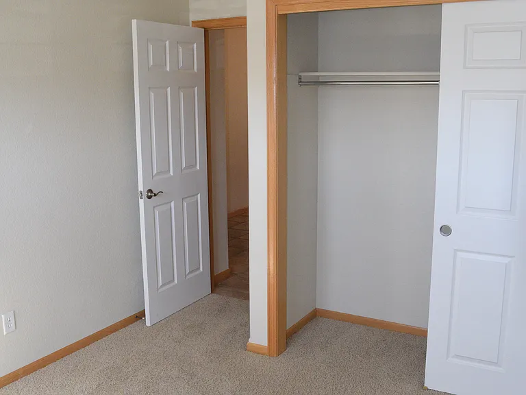 4748 Parachute Cir — Photo 17