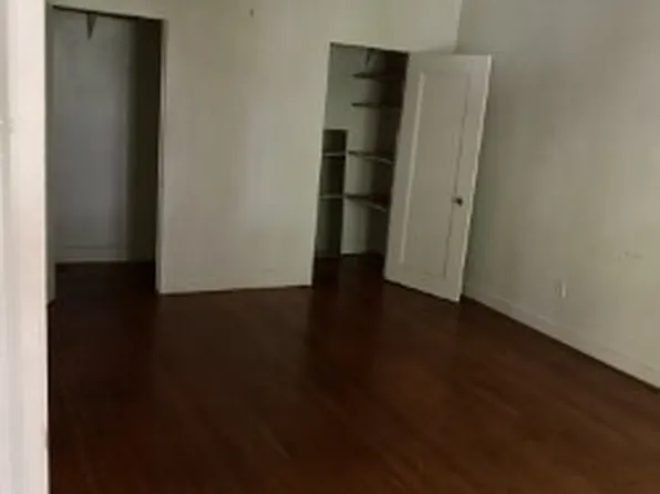 854-858 York St, Oakland, CA 94610