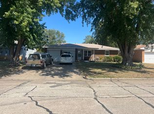 1301 N Pine St, Ponca City, OK 74601