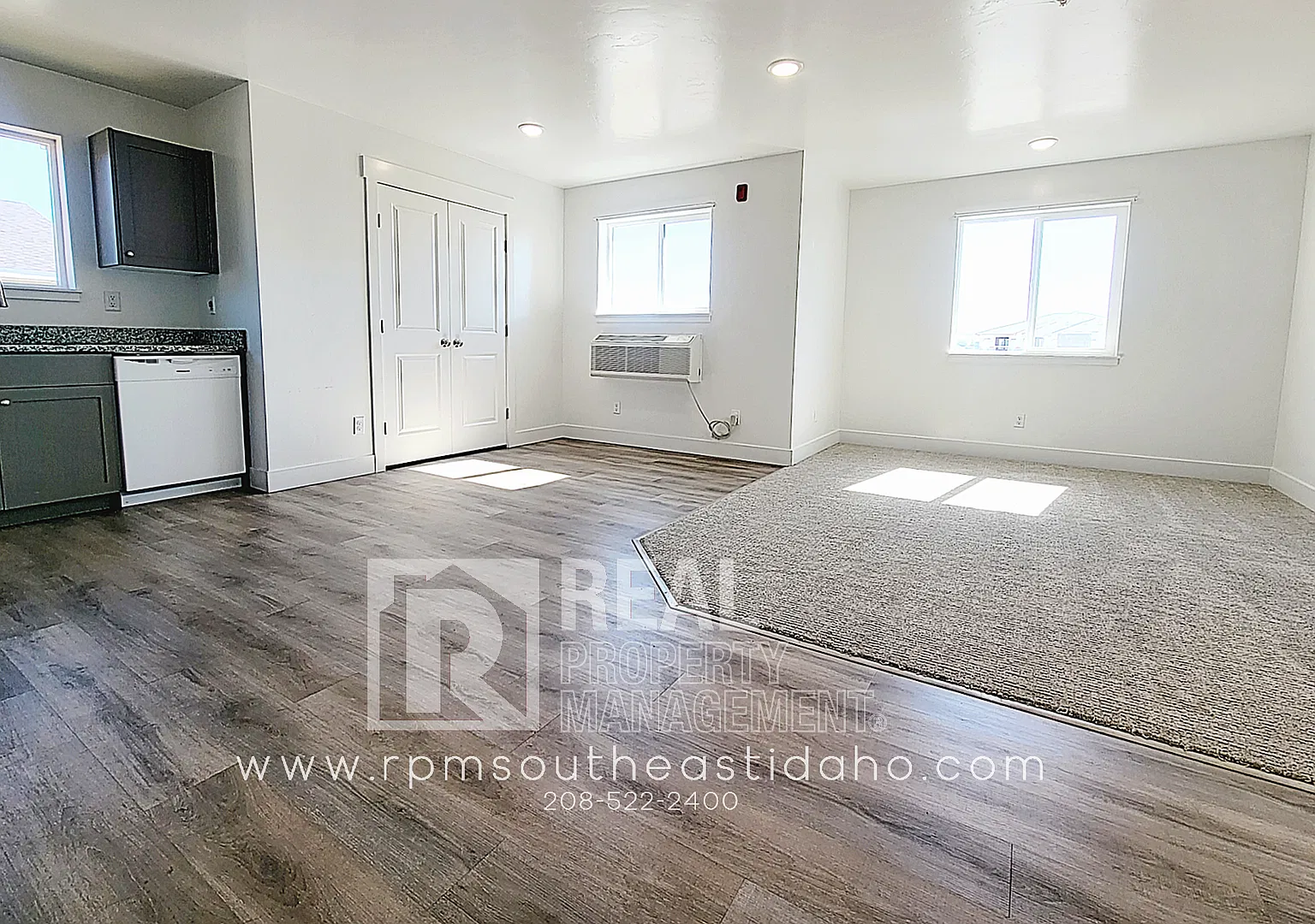 5938 Freedom — Photo 4