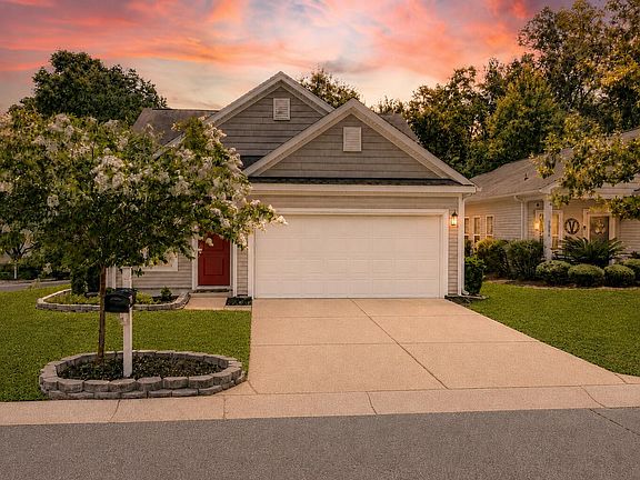 2nd image of 2658 Woodfield Ct