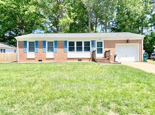 220 Mona Dr, Newport News, VA 23608