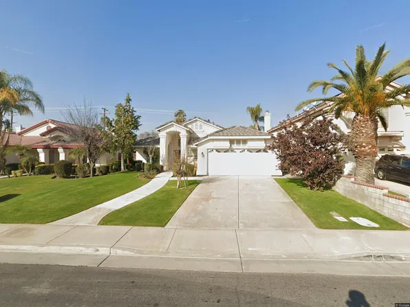 10304 Crandon Park Dr, Bakersfield, CA 93312