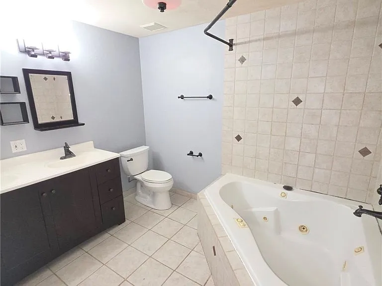 4007 Page Ave — Photo 10