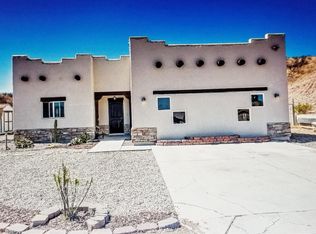 4 Manso Ln, Rio Rico, AZ 85648