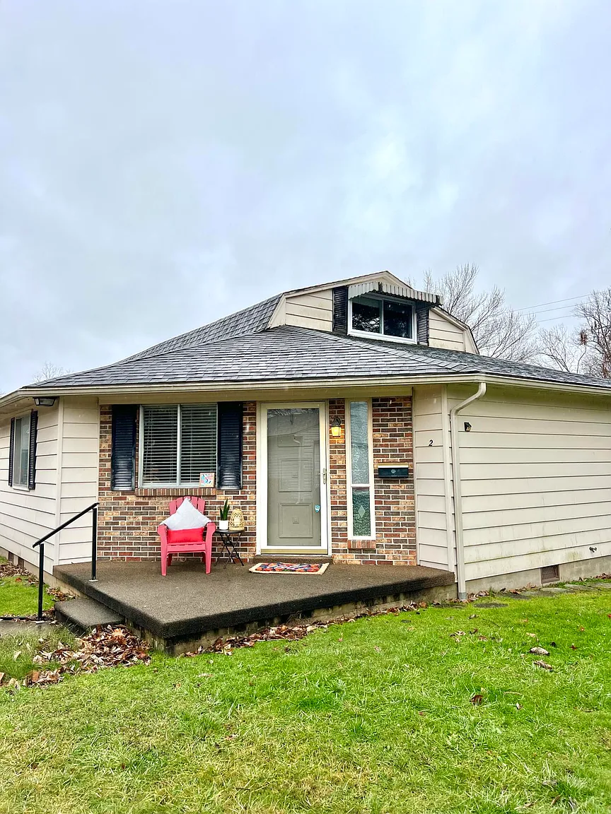 2 Wood Hill Ct photo 1