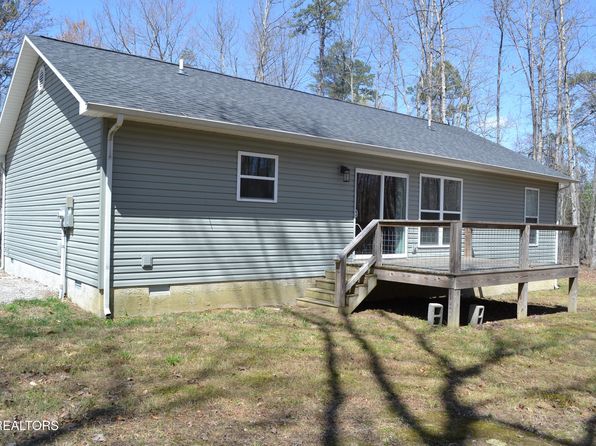 1382 Pilgrim Dr, Grimsley, TN 38565