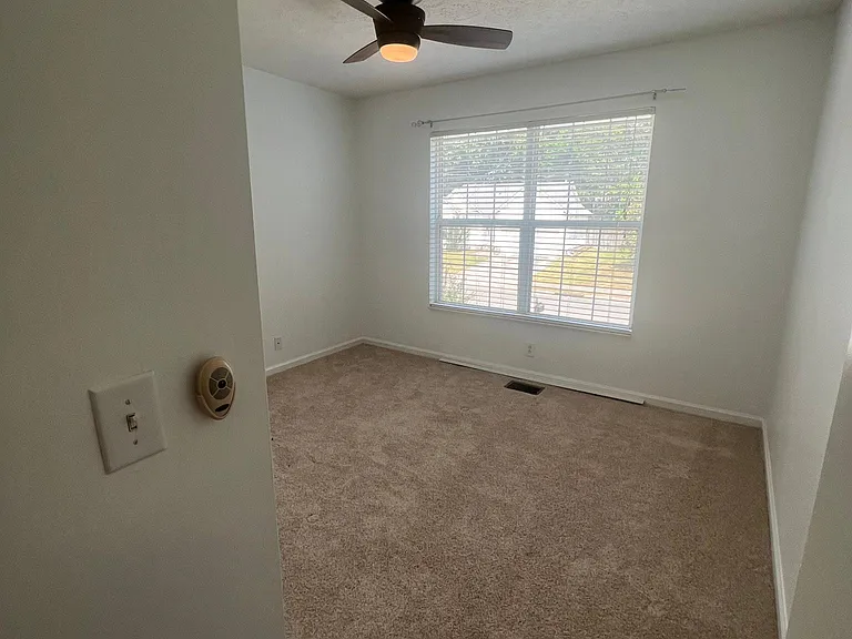 5745 Murphywood Xing — Photo 7