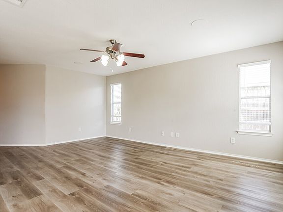 3rd image of 105 Altamont St
