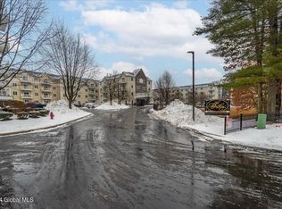 8 Wall St APT 205, Clifton Park, NY 12065