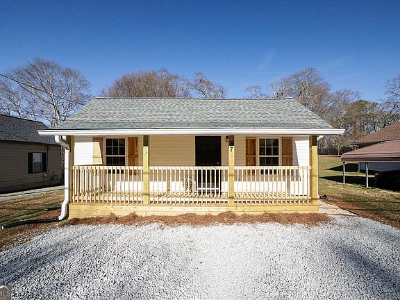 2nd image of 67 Cotton St