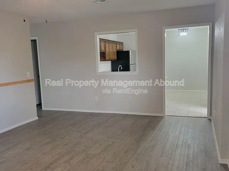 8006 N 117th East Ave — Photo 9