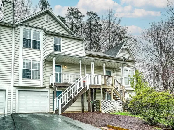 1016 Towne Ln, Charlottesville, VA 22901