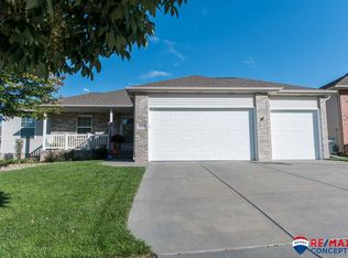 8230 Rainy River Rd, Lincoln, NE 68505