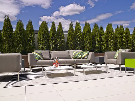 Sold by The Marketing Directors (Arias) | media 47