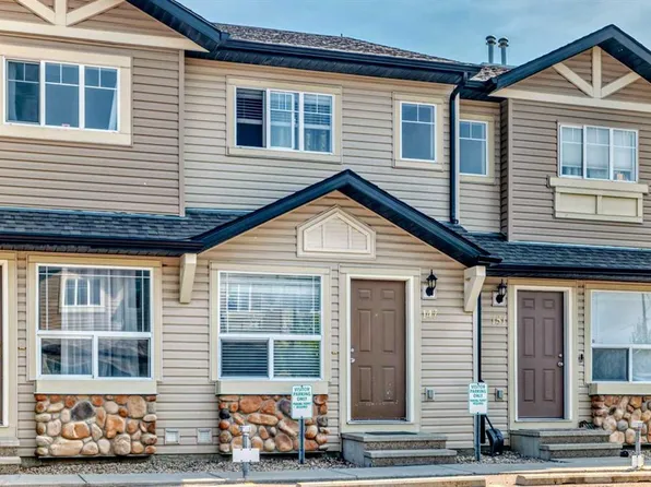 147 N Saddlebrook Point NE, Calgary, AB T3J 0G3