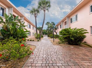 1700 Atlantic St APT 2, Melbourne Beach, FL 32951