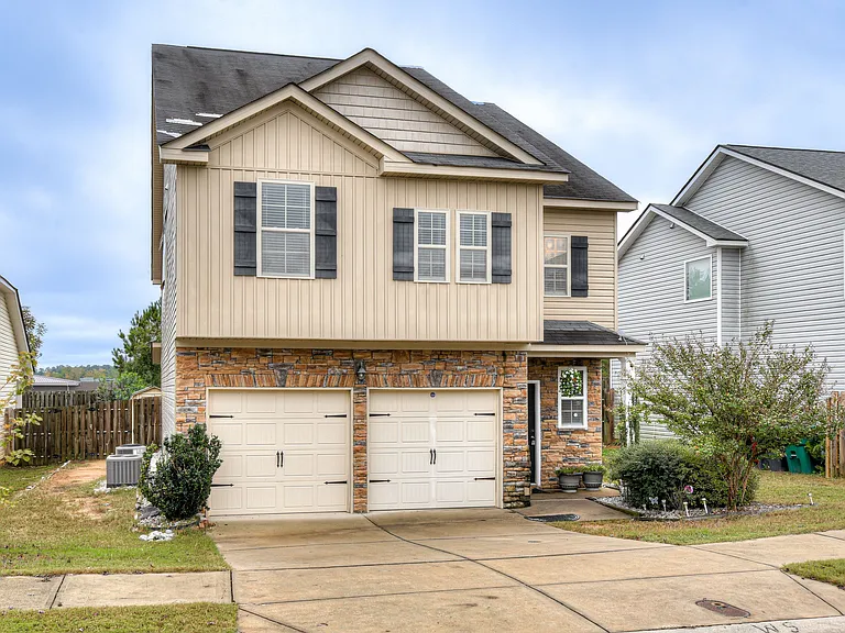 805 Erika Ln — Photo 37