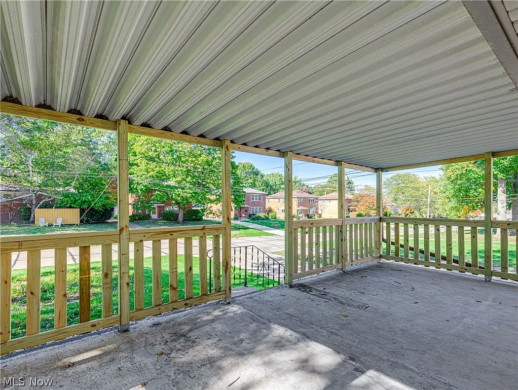 3 bed, 2.0 bath, 1495 sqft, $1,800 — Photo 4