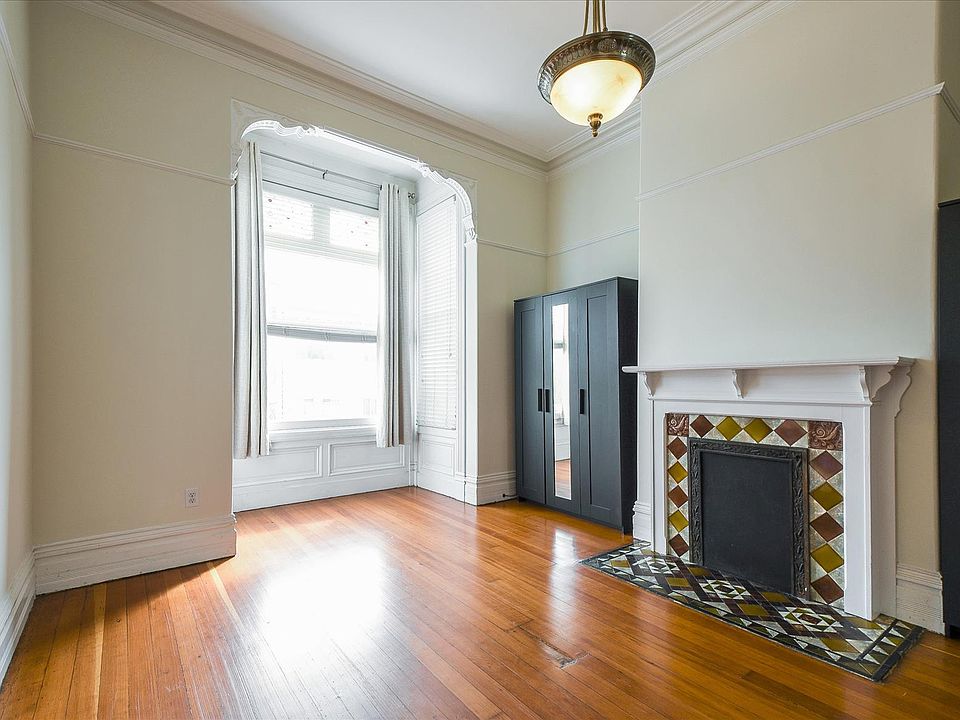 1st image of 1907 Divisadero St #1/2