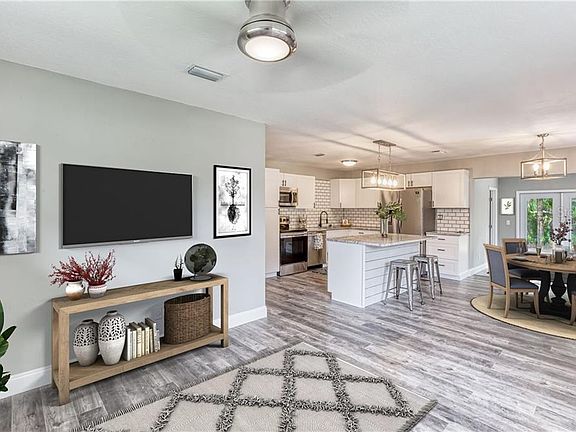 4th image of 2629 Silver Palm Dr