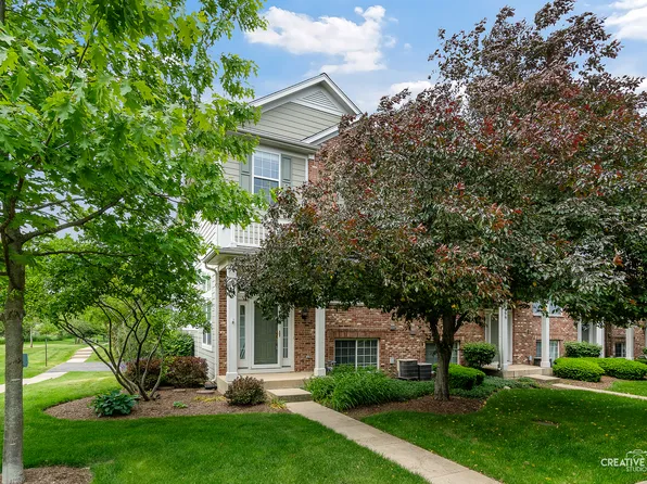 2503 Emily Ln, Elgin, IL 60124