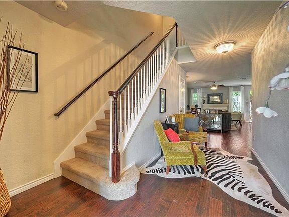 3rd image of 1319 Strickland Dr