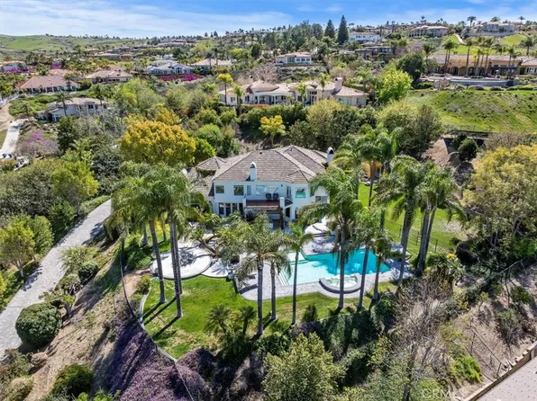 1132 Via Pardal, Riverside, CA 92506