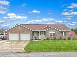 142 Mellingertown Rd, Mount Pleasant, PA 15666