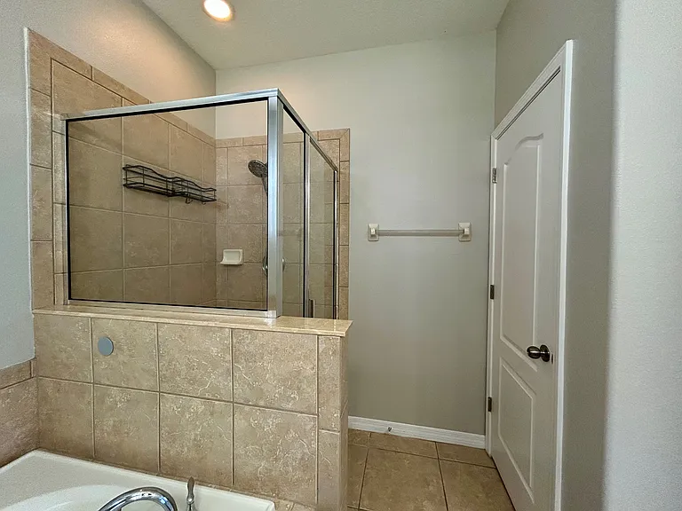 2742 Carrickton Cir — Photo 10