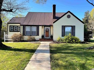 707 Vine St, Murray, KY 42071