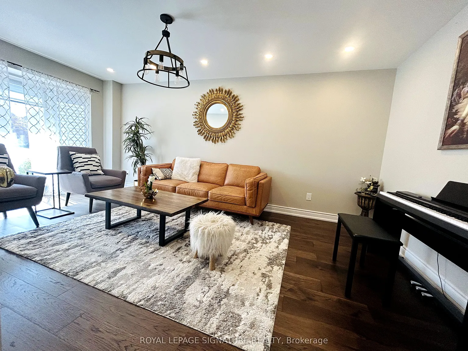 4 bed, $3,950 — Photo 4
