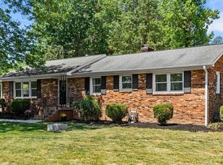 1805 Pleasant Ridge Rd, Greensboro, NC 27410