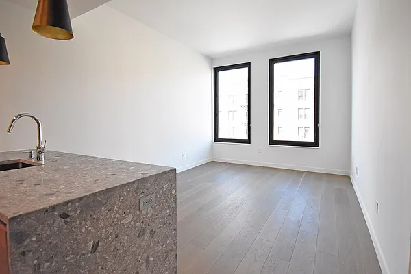 Rented by Modern Spaces | media 16