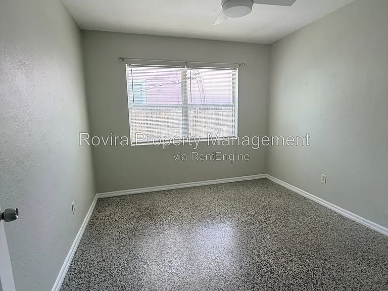 15 W Princeton St — Photo 9
