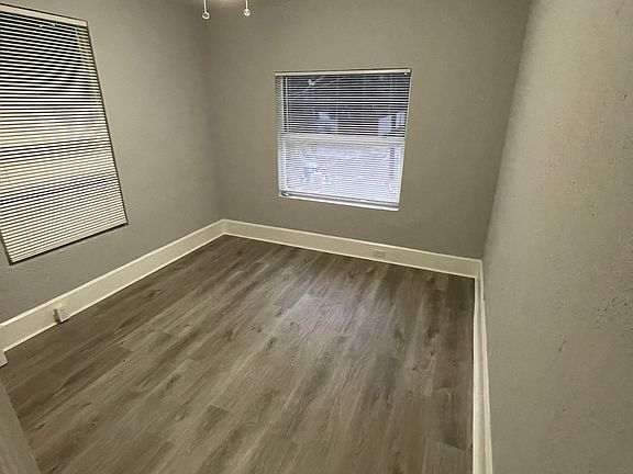 5th image of 776 14th Ave S #1/2