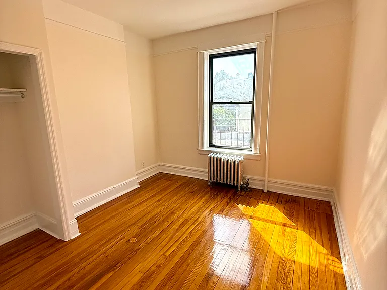35-14 28th Ave #40 — Photo 5