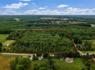 Royalton Center Rd #39, Middleport, NY 14105