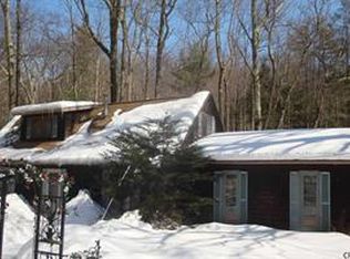 185 Greenman Hill Rd, Averill Park, NY 12018