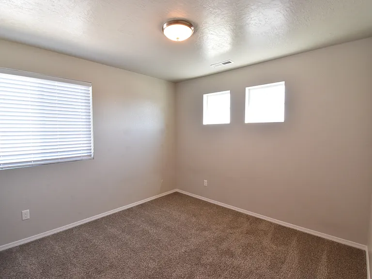 6825 S Allegiance Ave — Photo 19