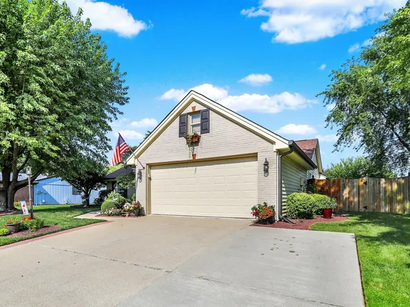 11857 Ashton Dr, Fishers, IN 46038